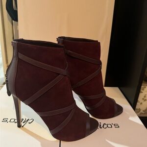 Guess burgundy boots  / never worn